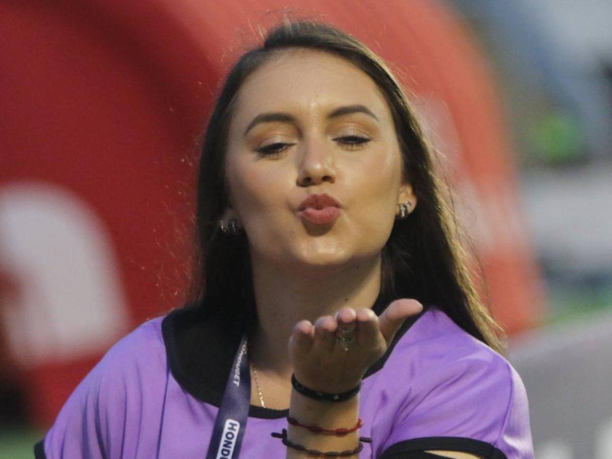 Olimpia - UPN: Beso de chica, el otro cambio al Nacional y Alberth Elis emociona