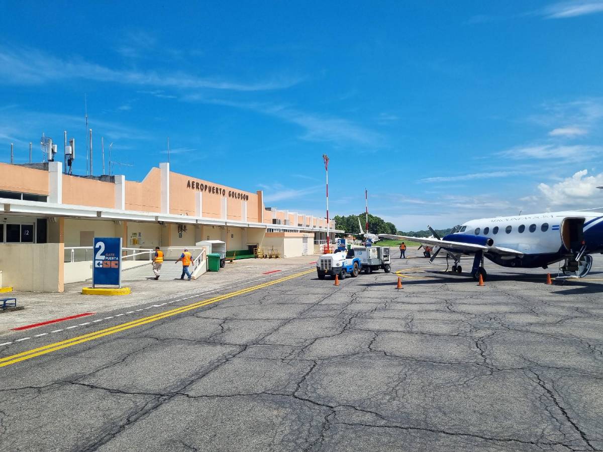 Aeropuerto de La Ceiba ahora se llama Guillermo Anderson