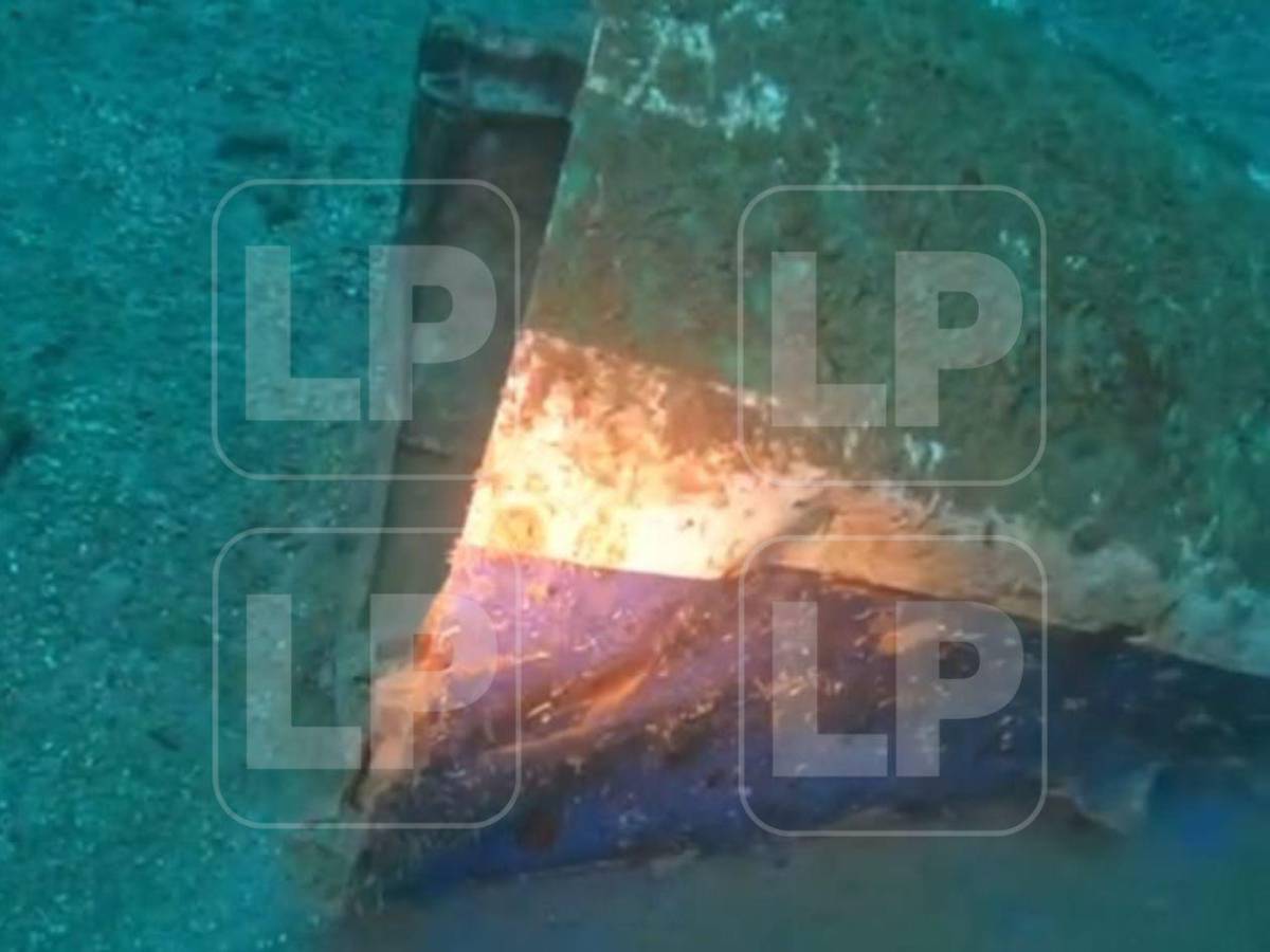 Exclusiva: El avión de Lanhsa bajo el mar tras el accidente en Roatán