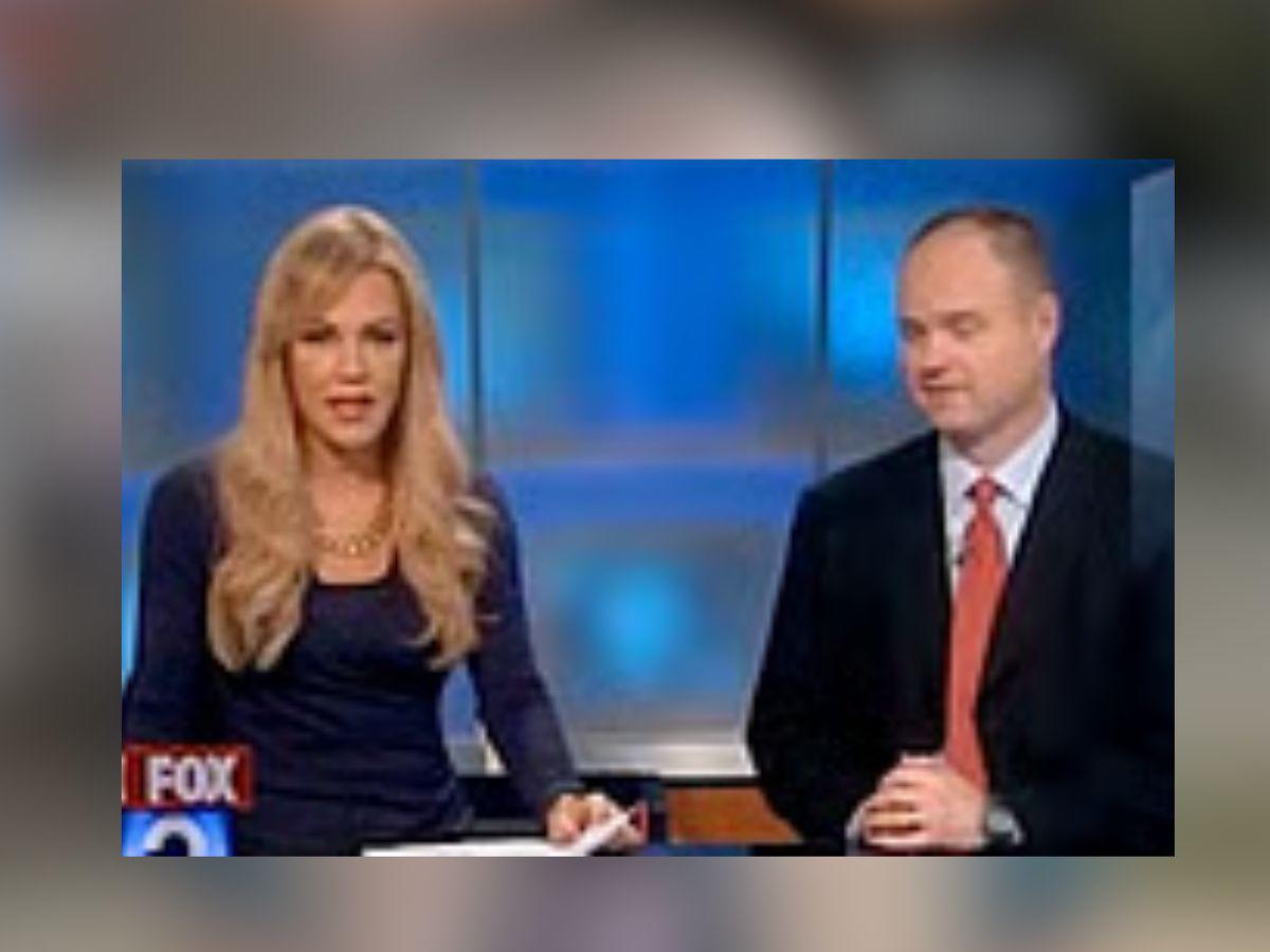 Famosa presentadora de TV asesina a puñaladas a su madre de 80 años