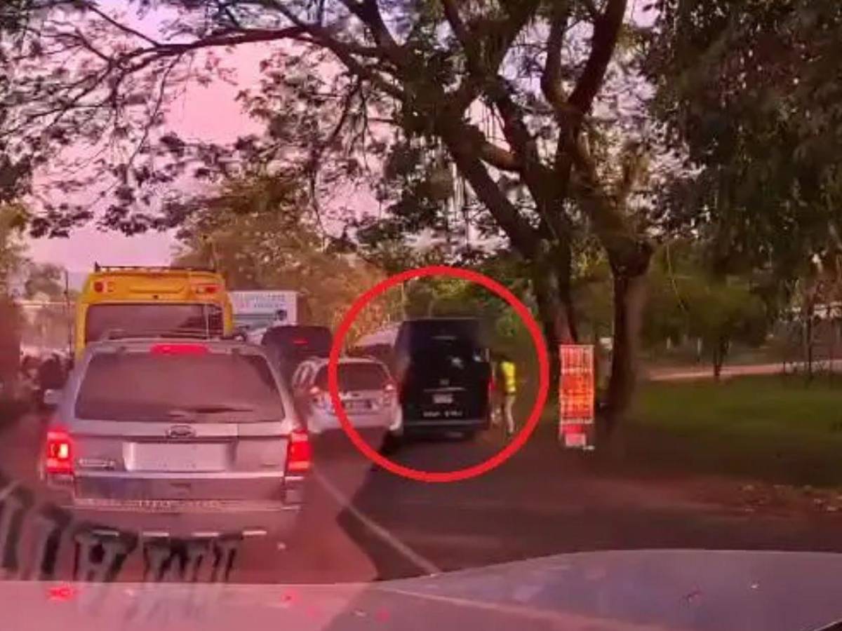 Decomisan 40 autobuses en San Pedro Sula: conductores sin licencia y menores al volante