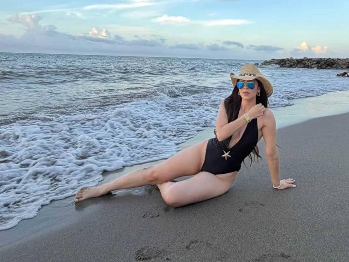 Presentadora Laura Meza, ex de Rodrigo Auzmendi, impacta en playas de La Ceiba con bikinazo