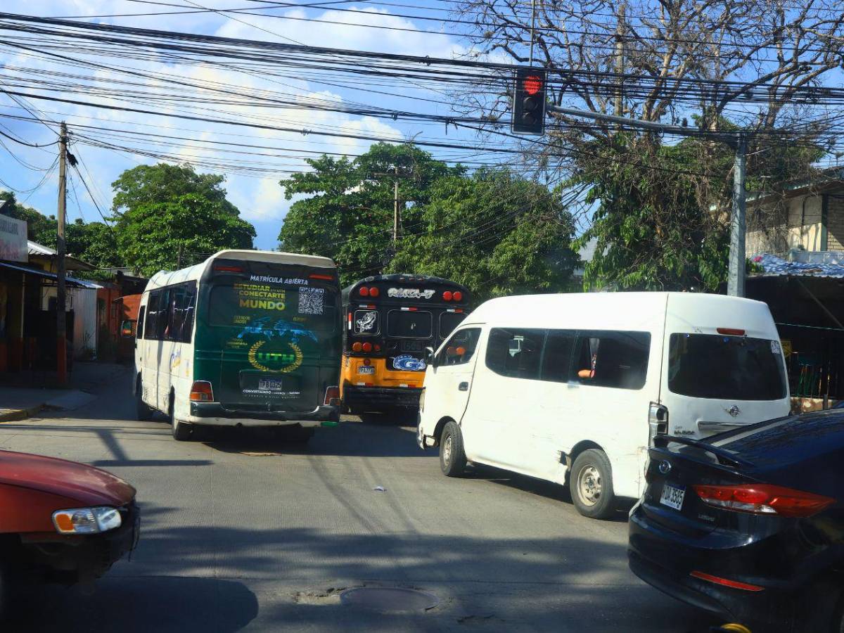 ¿Cuáles son las infracciones de tránsito que más cometen los conductores de buses rapiditos?