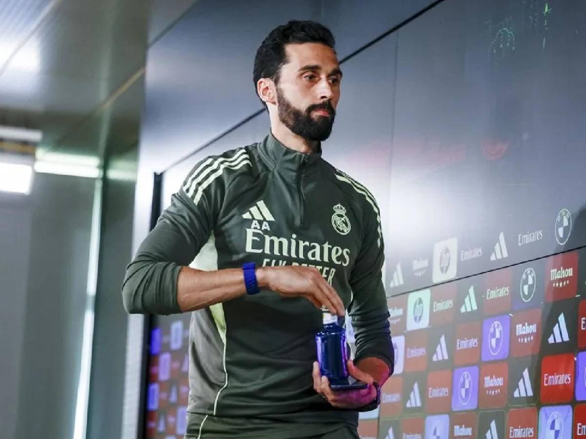 Arbeloa se olvida de Real Madrid, giro con Lewandowski y PSG por crack del Barcelona