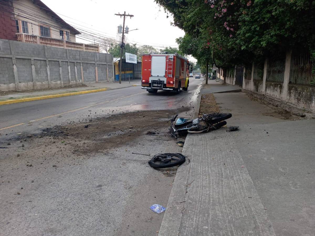 Motociclista muere tras chocar con camión en el barrio La Guardia de SPS