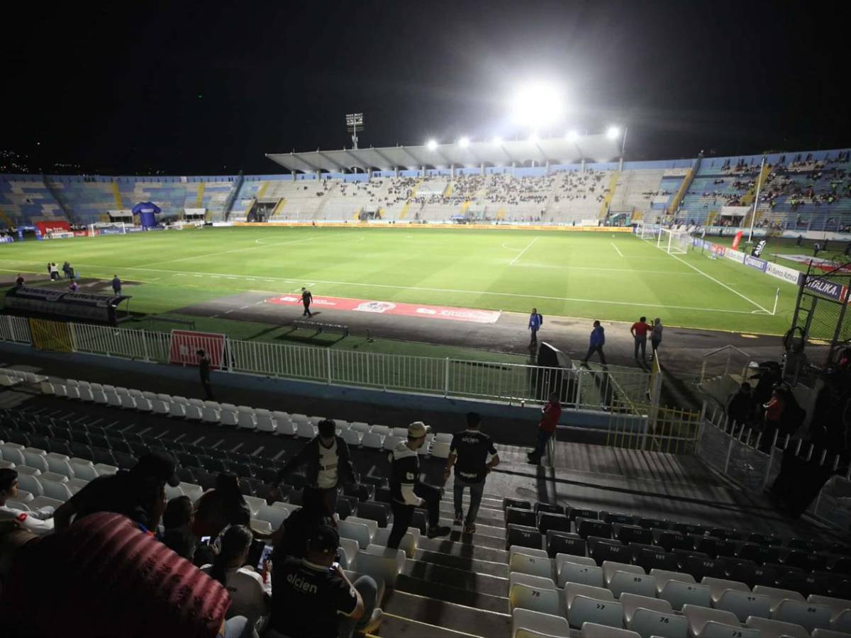 Bellezas, esposa de directivo, nueva pantalla y el retraso en el Olimpia vs Motagua