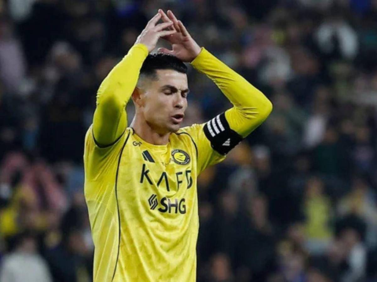 Cristiano evalúa dejar Al Nassr tras la polémica con Benzema; estos clubes podrían ficharlo