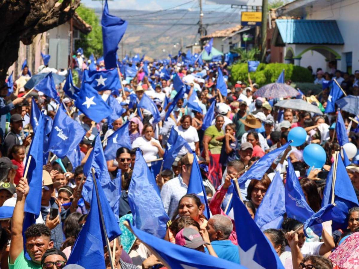 La zona sur de Honduras se viste de azul con Papi a la Orden