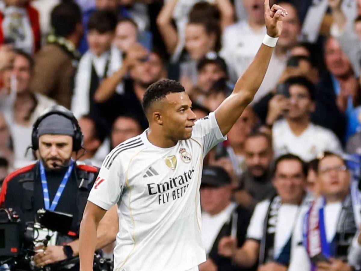 Pelea de Mbappé en Real Madrid, sus compañeros se rebelan y el club toma decisión