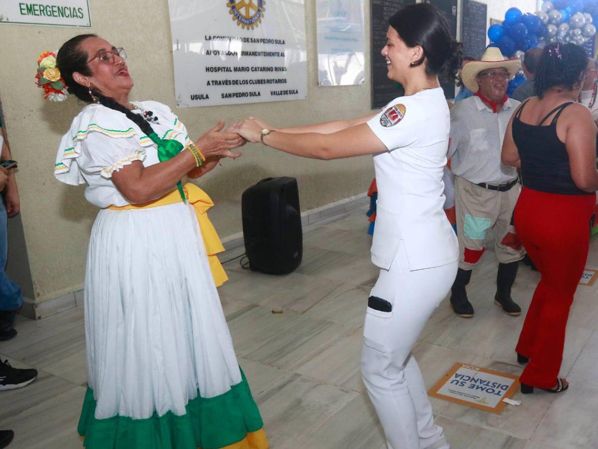 Entre música y homenajes, el hospital Mario Rivas celebra su 36 aniversario