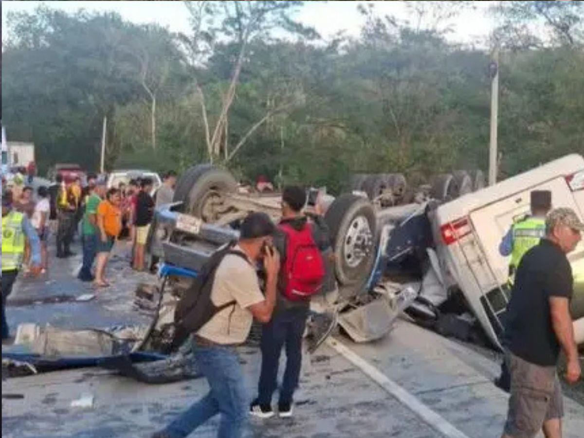 Confirman los nombres de las víctimas del choque entre bus y rastra en Quimistán