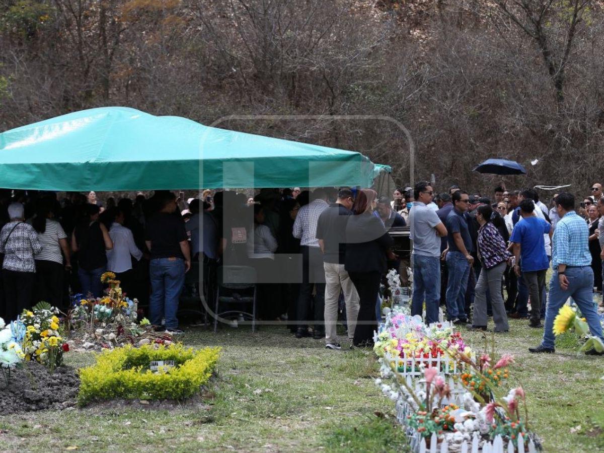 Escenas desgarradoras: despiden a las víctimas del fatal accidente en Quimistán