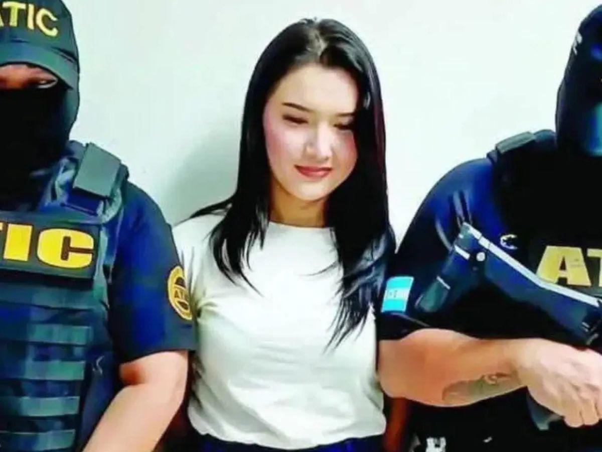 Piden 36 años de cárcel para “la madrastra”: rompe en llanto y envía fuerte mensaje a su expareja