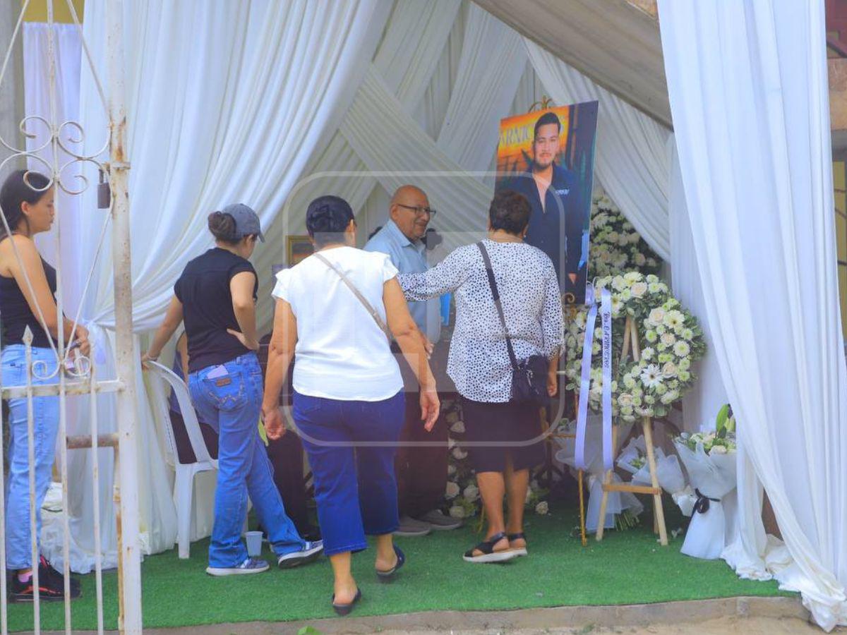 Velorio de Hernán Martínez: dolor, lágrimas y emotiva despedida en Cofradía