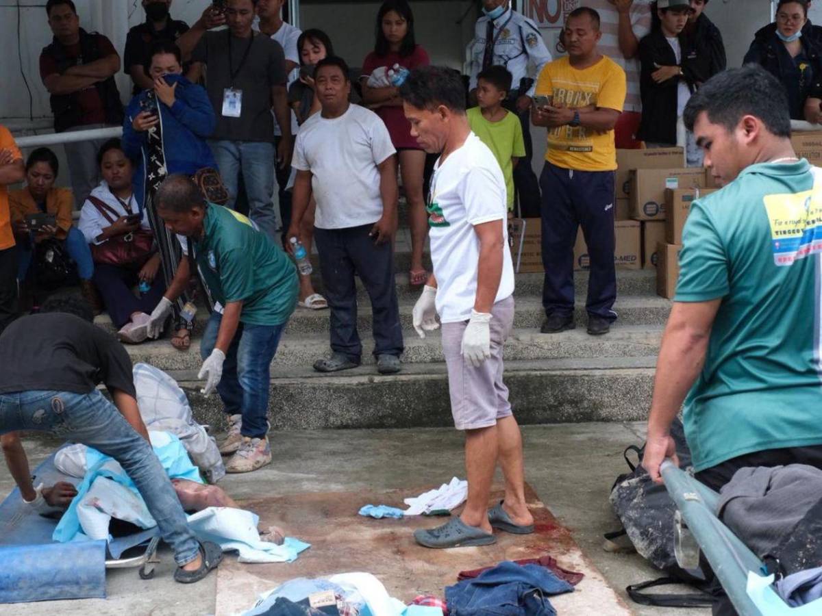 Calamidad y destrucción: dolorosas imágenes tras terremoto en Filipinas