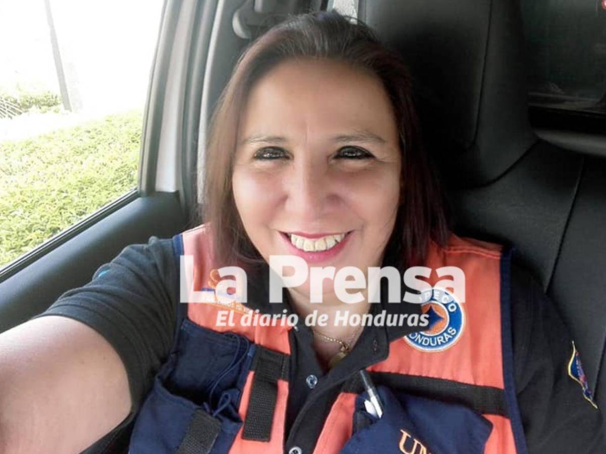 ¿Quién es la mujer que atendió el parto de la bebé que nació dentro de un carro en San Pedro Sula?