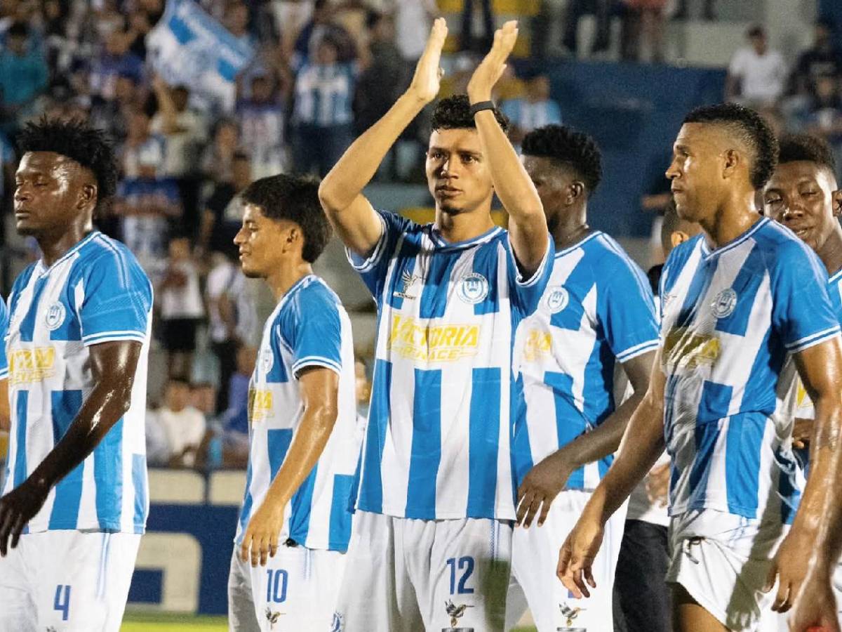 Carlos Espina saca la chequera: sorprende al Victoria con increíble premio