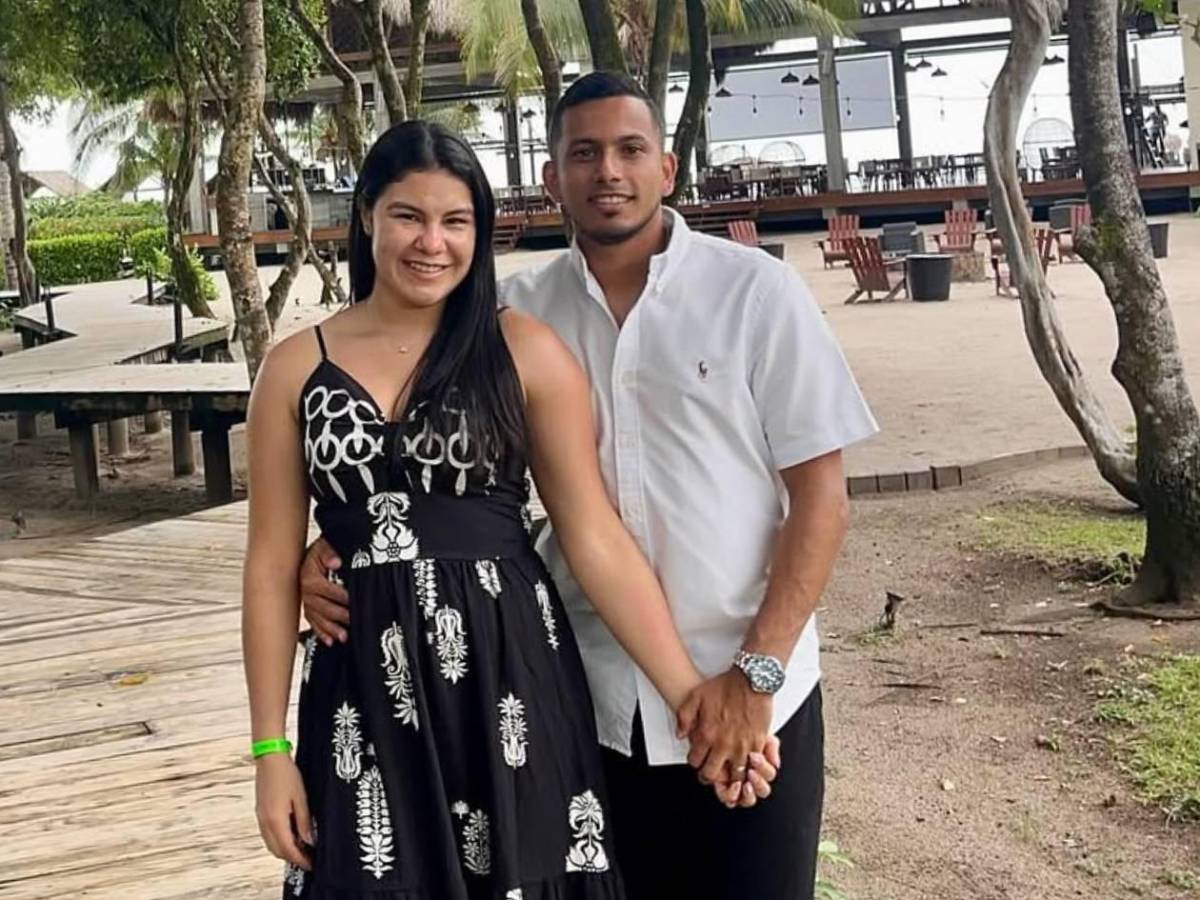 Edwin Rodríguez y su esposa sorprenden con inesperado anuncio: estremecen las redes