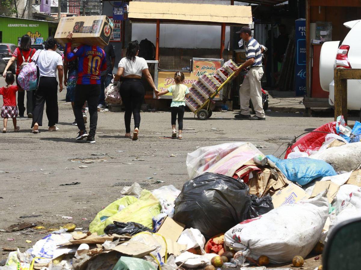 Basura “ahoga a San Pedro Sula, así lucen sus calles