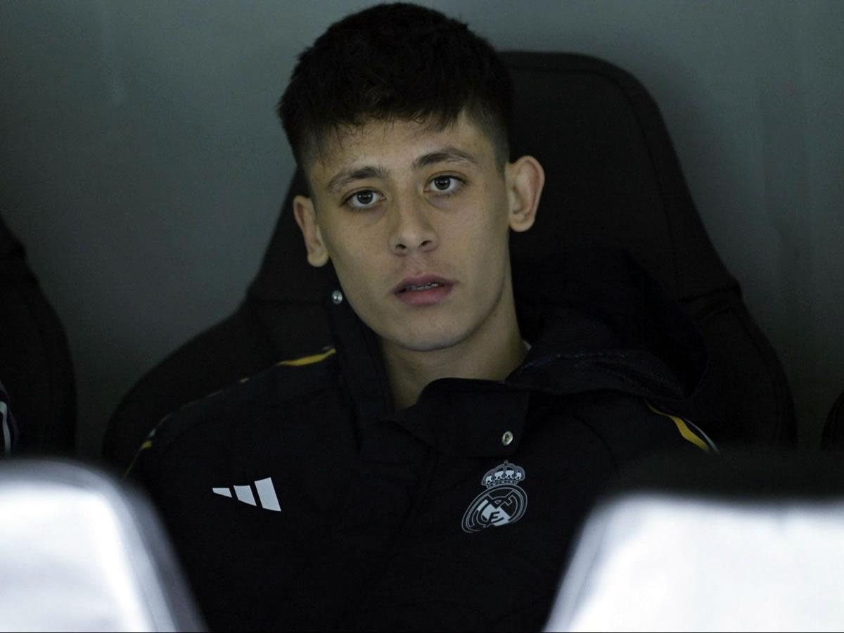 El joven futbolista turco se la ha pasado en el banco de suplentes prácticamente toda la presente temporada.