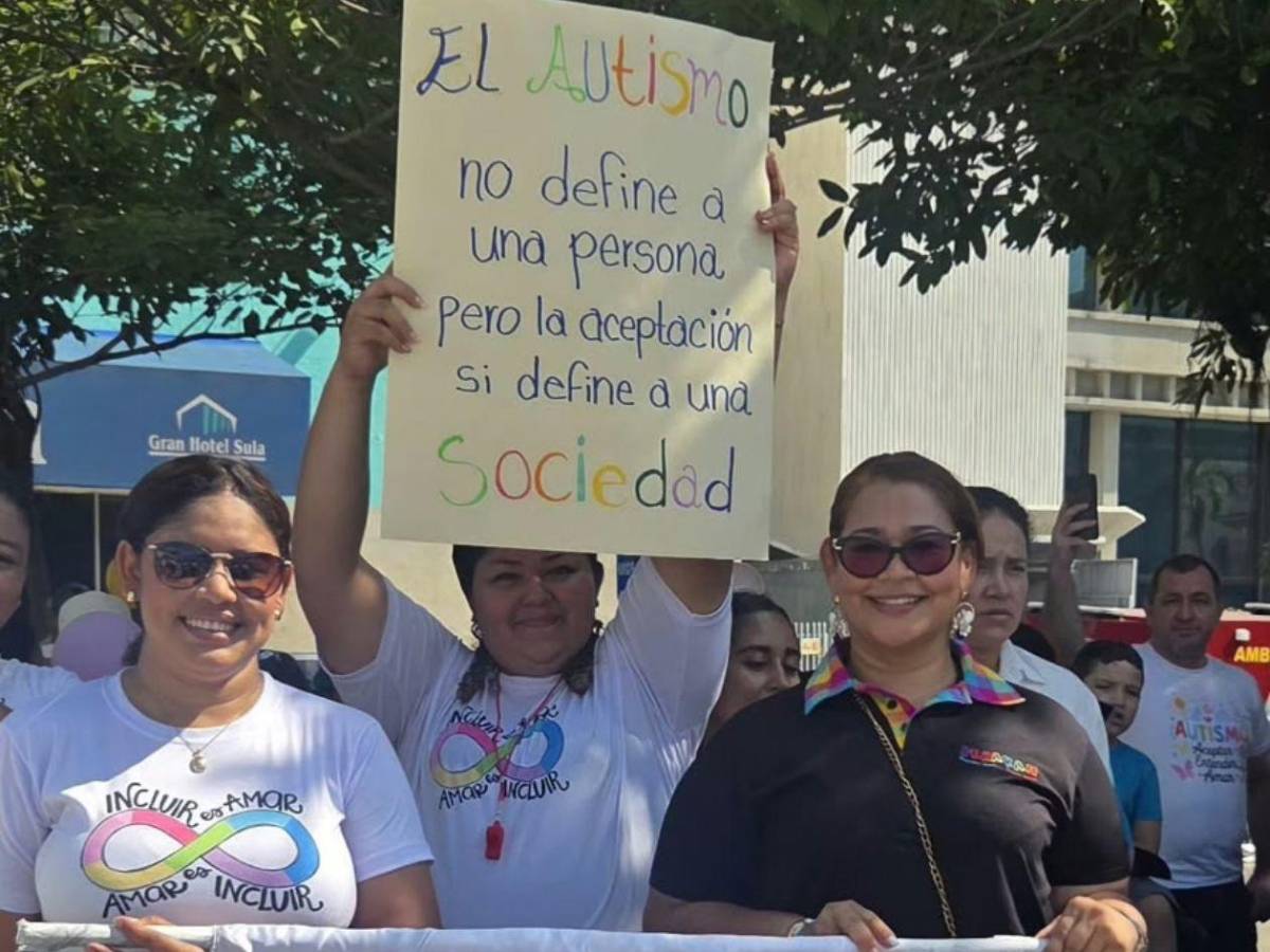 Día del Autismo: caminan juntos por una sociedad que abrace las diferencias