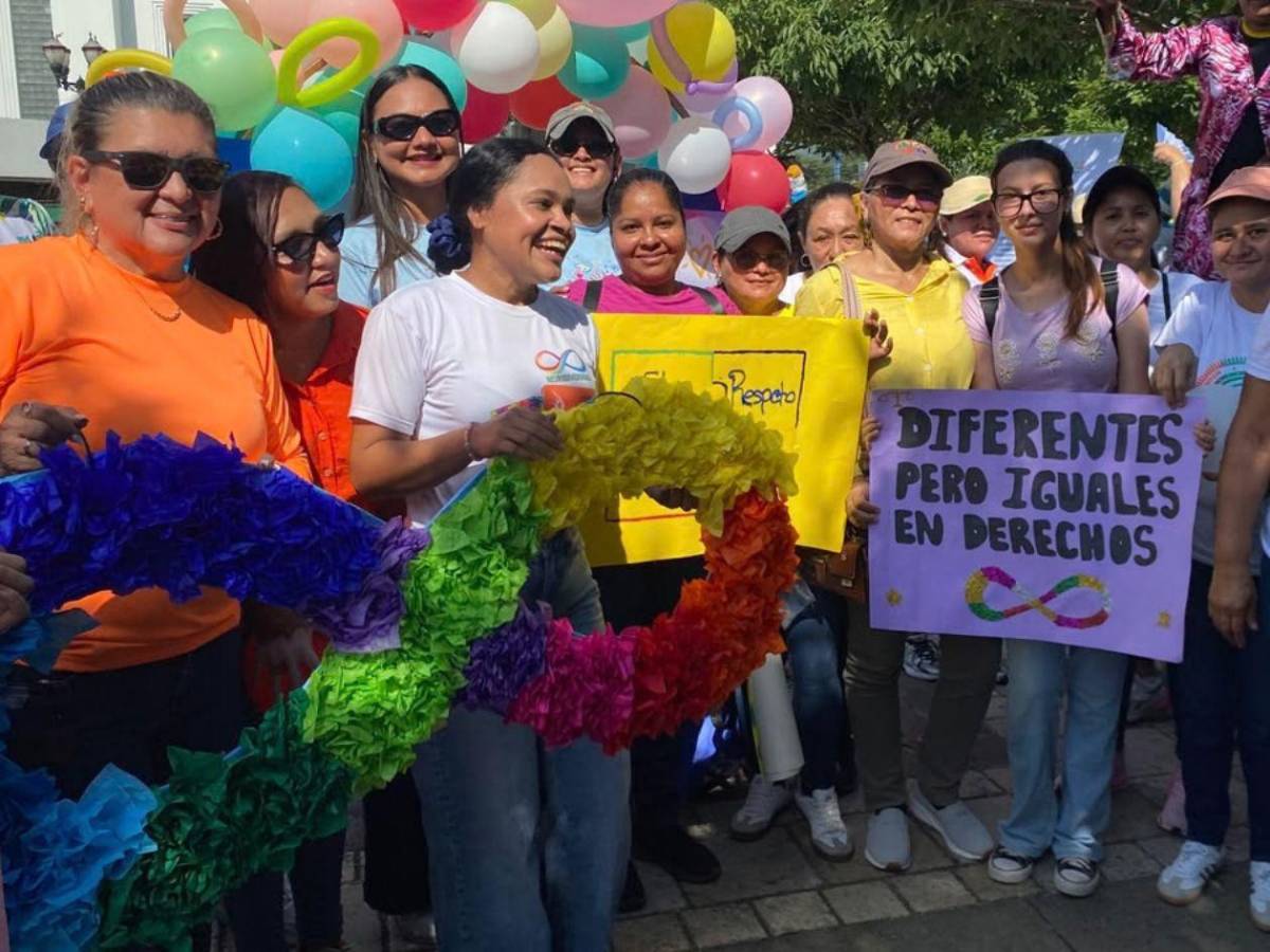 Día del Autismo: caminan juntos por una sociedad que abrace las diferencias