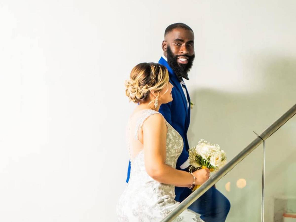 Futbolista colombiano se casó con hondureña: su mensaje desata reacciones