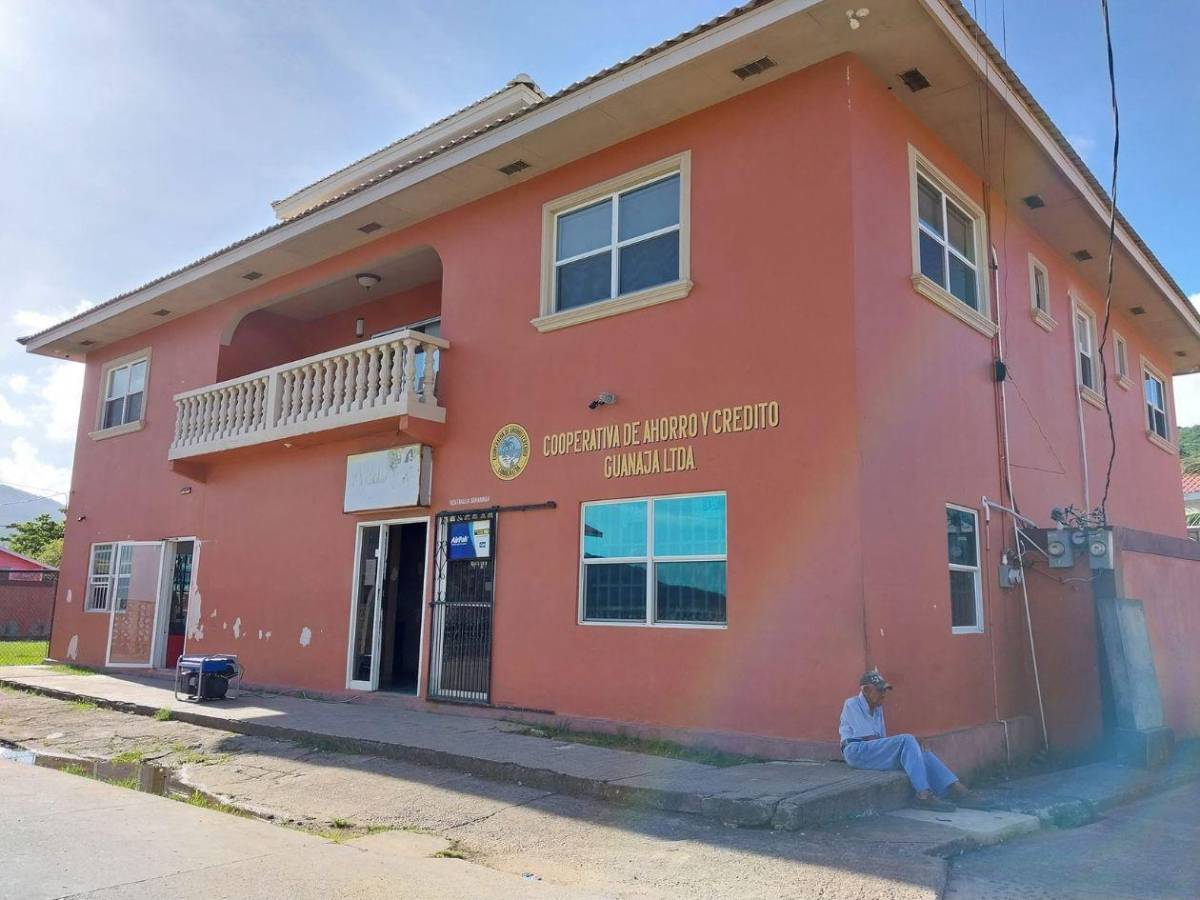 Así es Bonacca, el cayo donde vive casi todo Guanaja