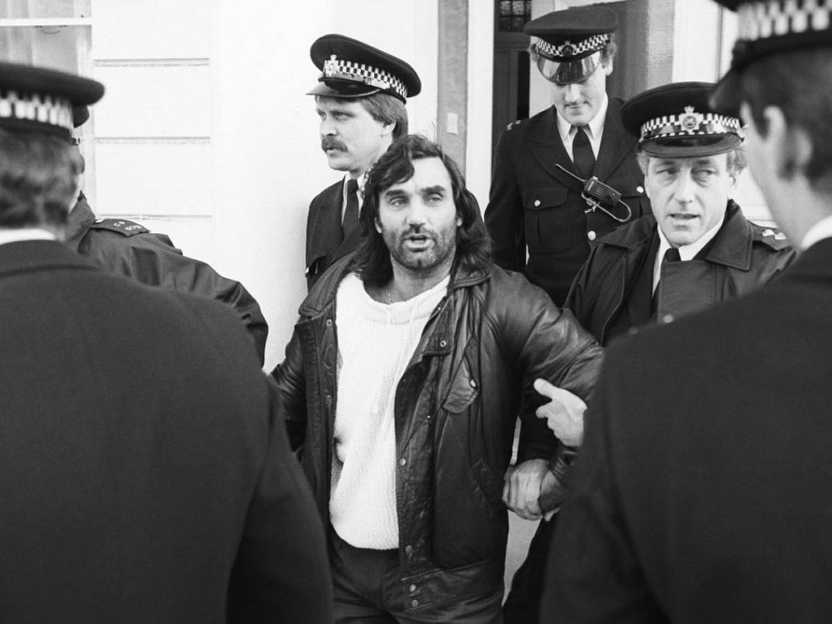 De millonarios a la quiebra: futbolistas quedaron arruinados tras su retiro