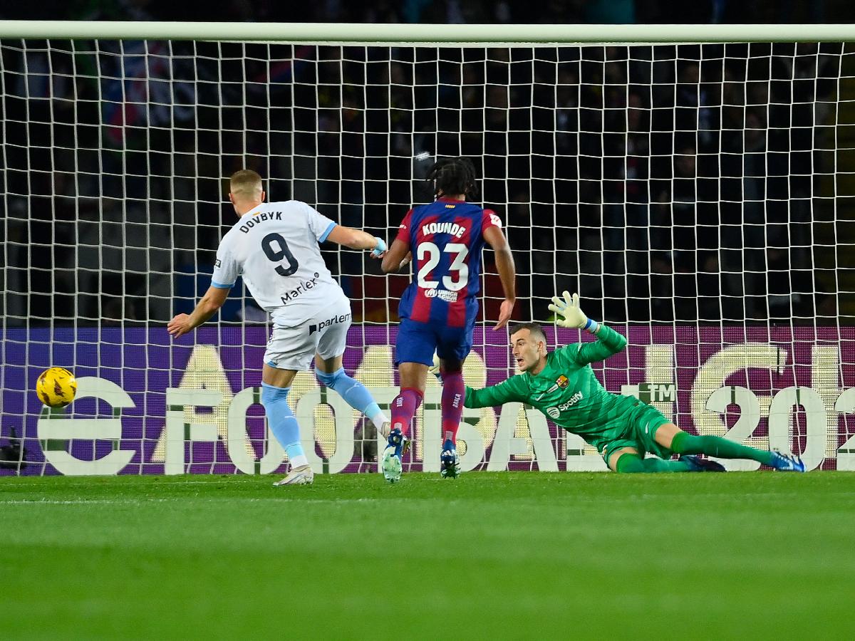 Dovbyk abrió el marcador para el Girona ante el Barcelona por la jornada 16 de la liga española.
