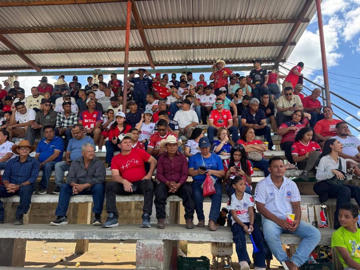 Locura por Olimpia en Danlí, bellezas del Estrella Roja y la chica olimpista que cautivó