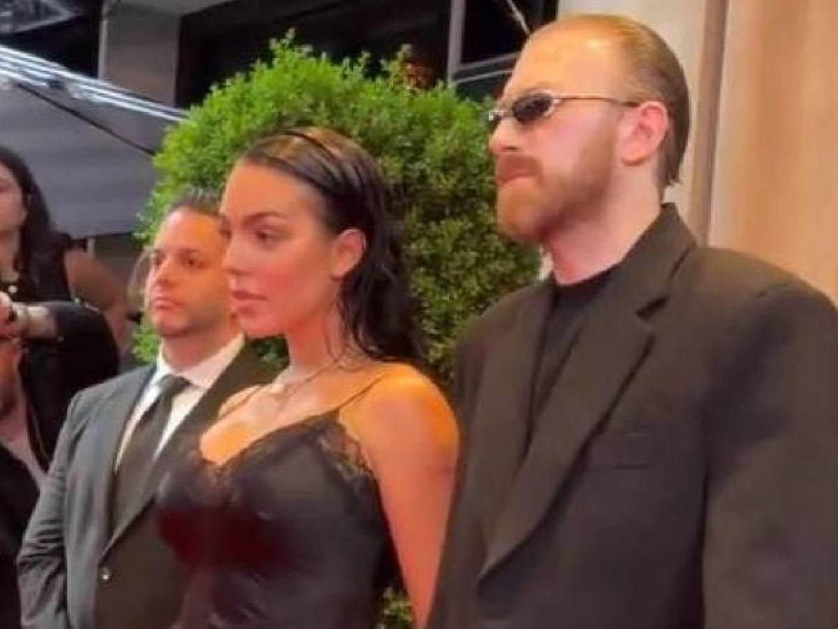 Georgina sorprendió en la Met Gala 2025; confiesa por qué Cristiano no la acompañó