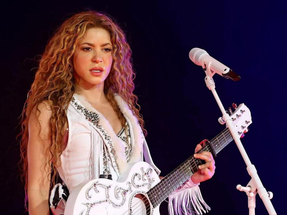 Shakira “destruye” a Clara Chía y Piqué con sus 10 mandamientos