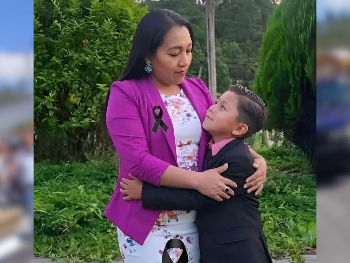 Entre dolor y consternación, sepultan a madre y hermanito de Kenneth en Marcala