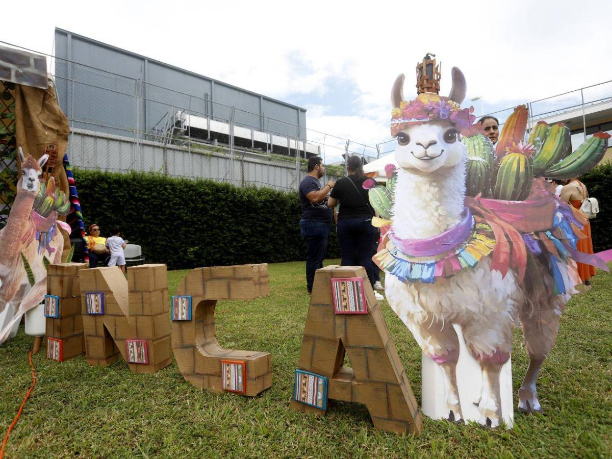 Celebran el Festival Culturas del mundo en la MountView Academy