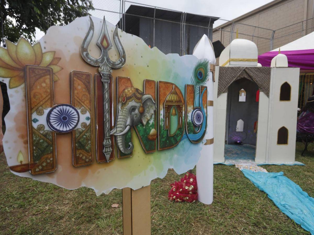 Celebran el Festival Culturas del mundo en la MountView Academy