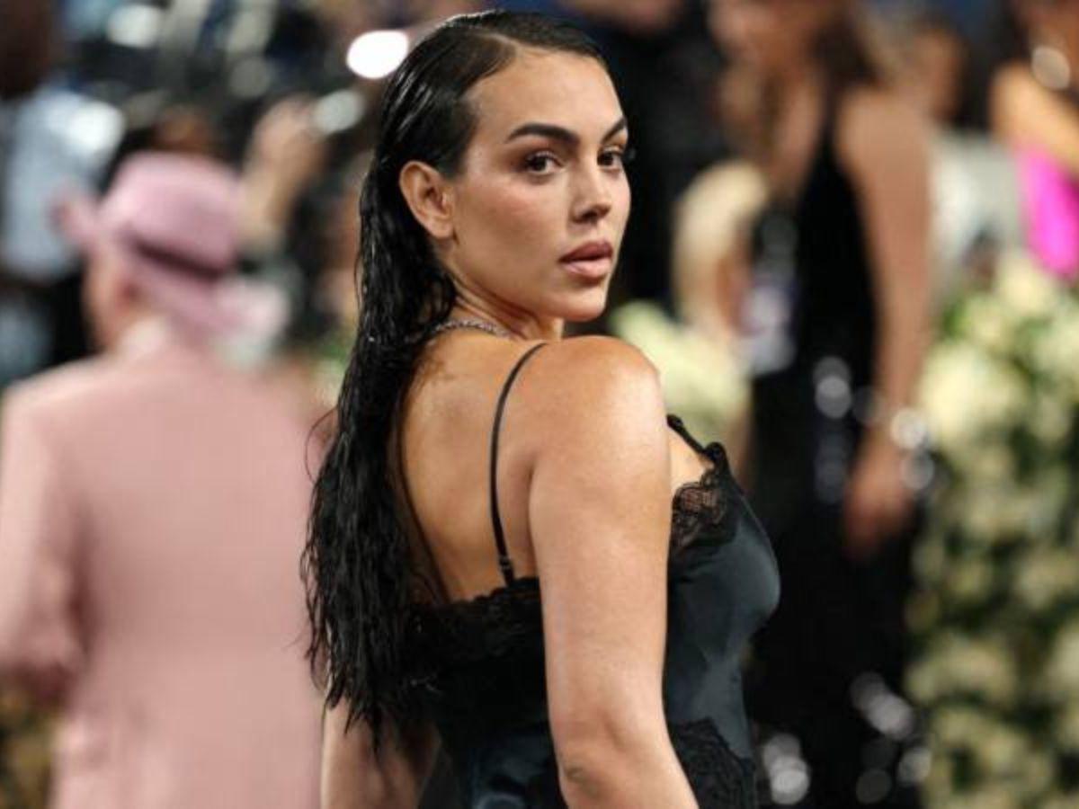 Comparan a Georgina Rodríguez con la princesa Diana en la Met Gala 2025