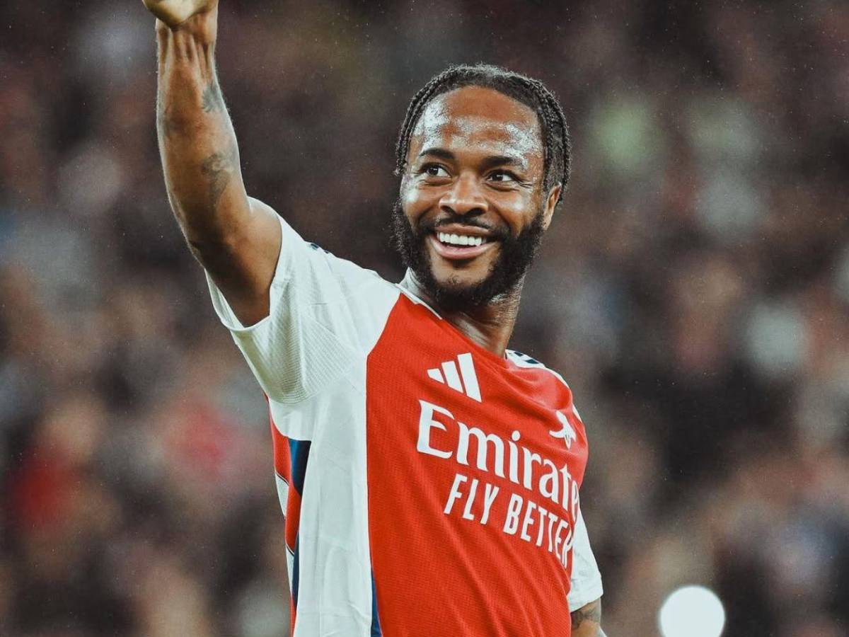 El delantero Raheem Sterling sufre un robo en su casa: así se defendió