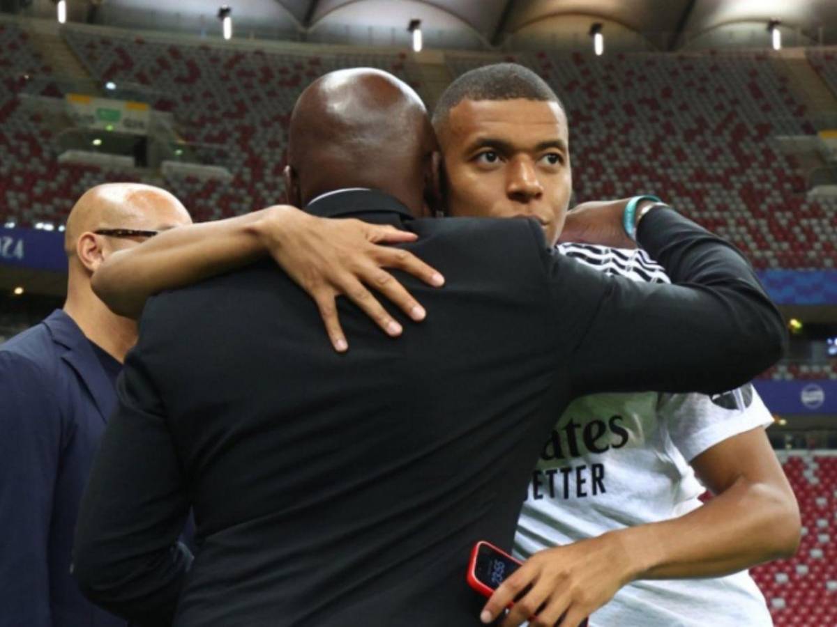 Padre de Mbappé revela detalles íntimos: “Se fue de casa a los 13 años”