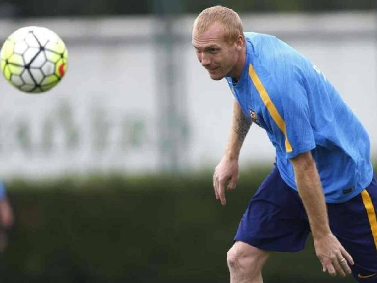 Fue campeón con Barcelona, trabaja en una tienda y sorprende: Tengo problemas