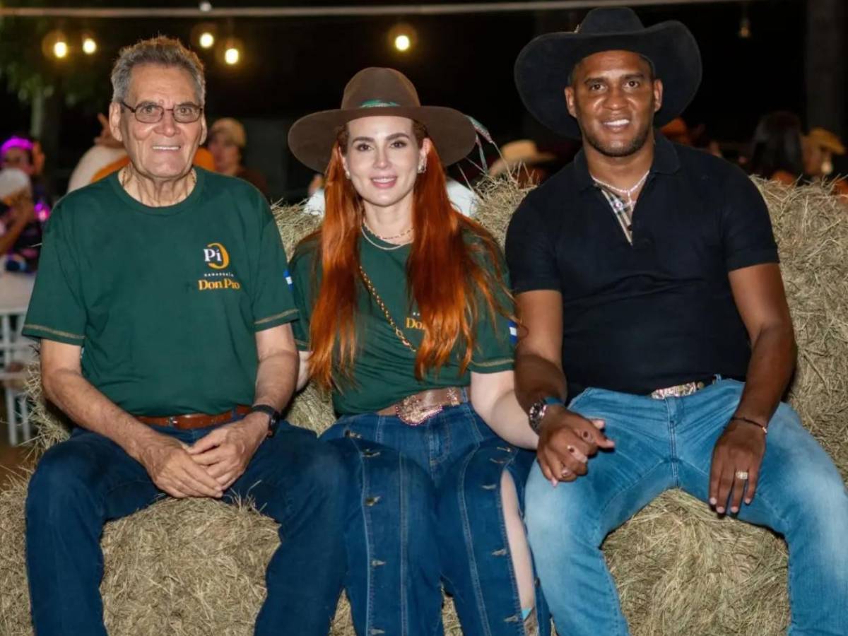 Beckeles sorprendió en la Feria Juniana: El mundialista le da giro a su vida
