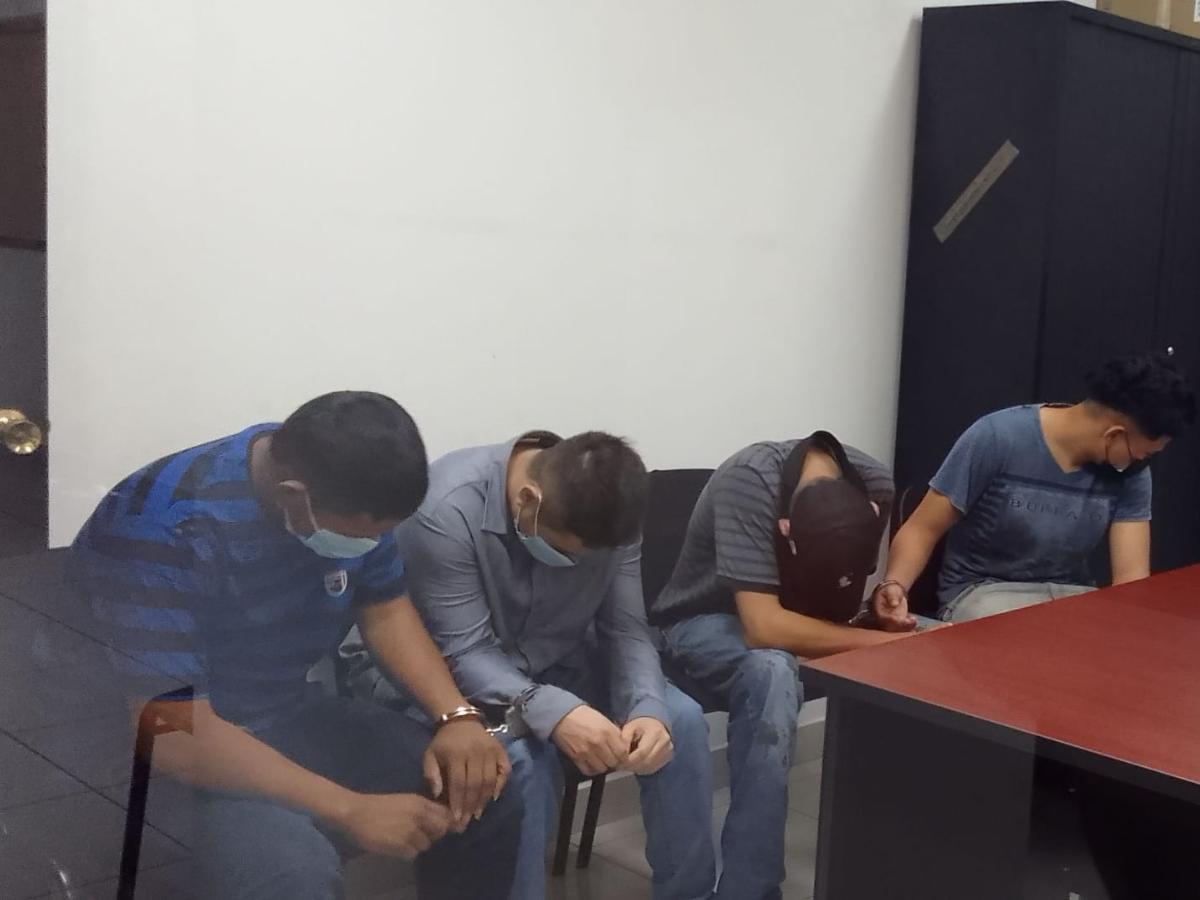 Presos seguirán acusados de secuestrar a jovencita en motel