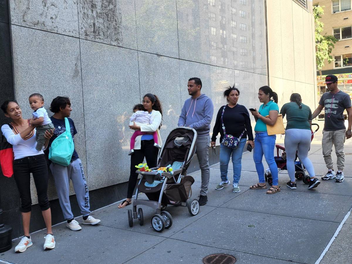 Amplían solicitudes de asilo en Estados Unidos a través de internet