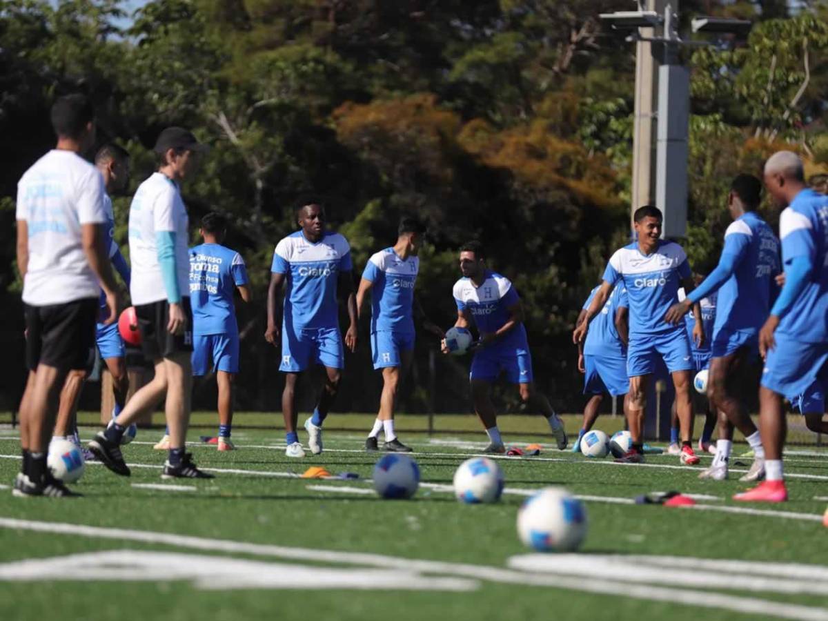 Rueda aparta a tres jugadores: entreno de Honduras antes de viajar a Bermudas