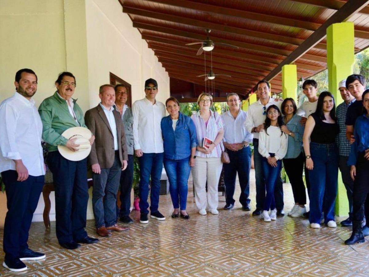 Laura Dogu visita hacienda de los Zelaya en Olancho por emotiva razón
