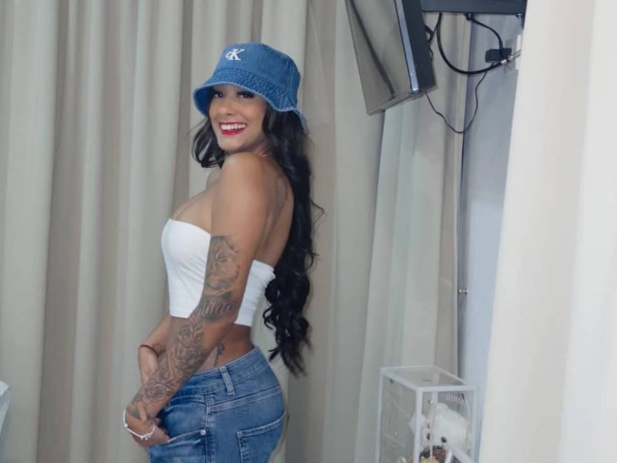 No pueden decirme fea, novia de futbolista de Liga Nacional recibe sorpresa y luego críticas