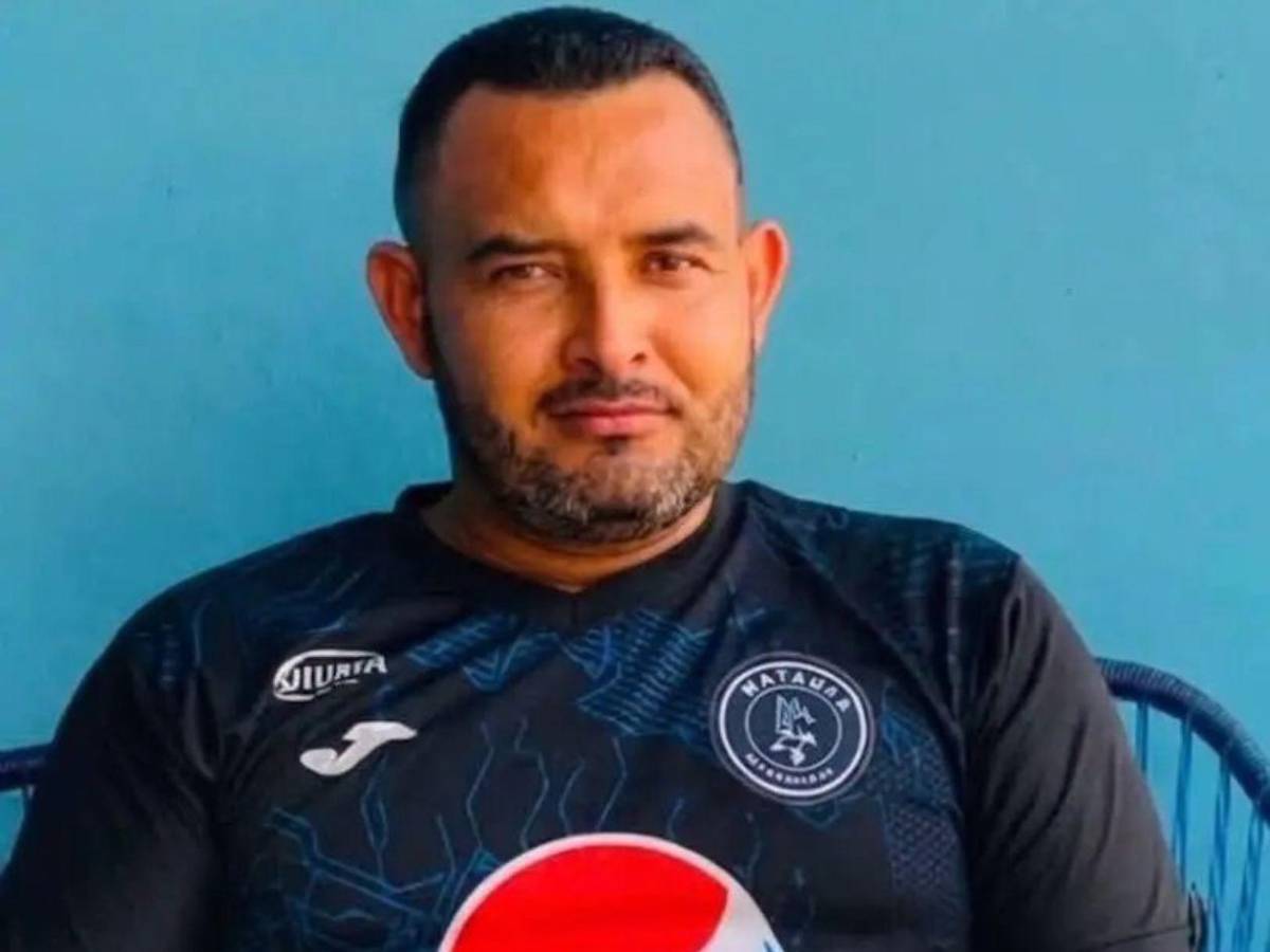 Familiares esperan la entrega de cuerpos de las víctimas del accidente en Yoro