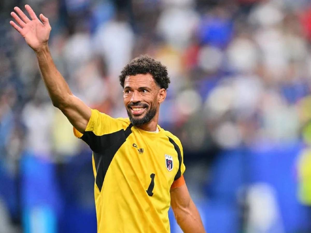 Vozinha ya firmó: destapan su increíble salario en nuevo equipo tras el Mundial