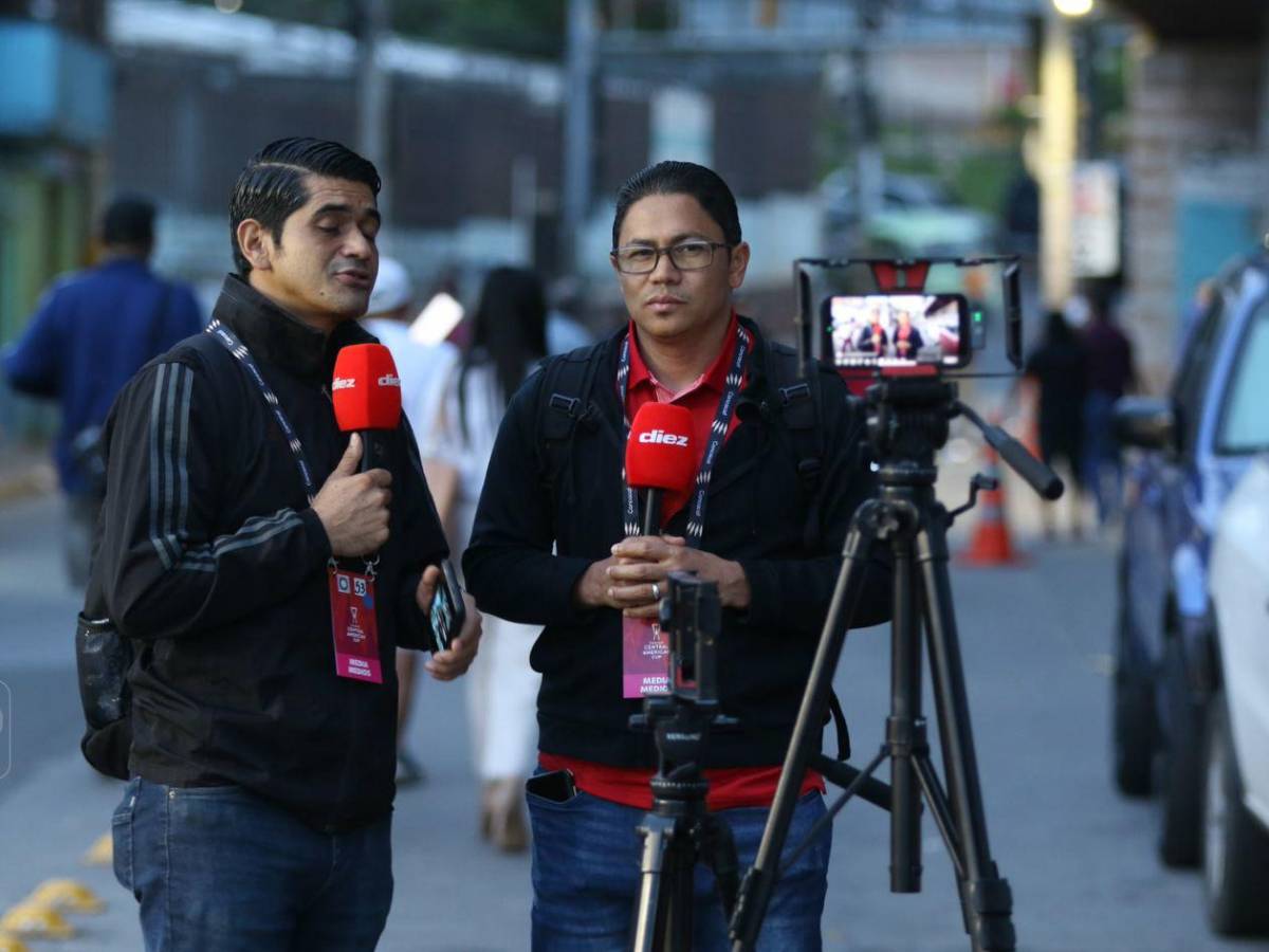 Esposa de directivo, la hermosa chica de ESPN y el beso que robó todas las miradas