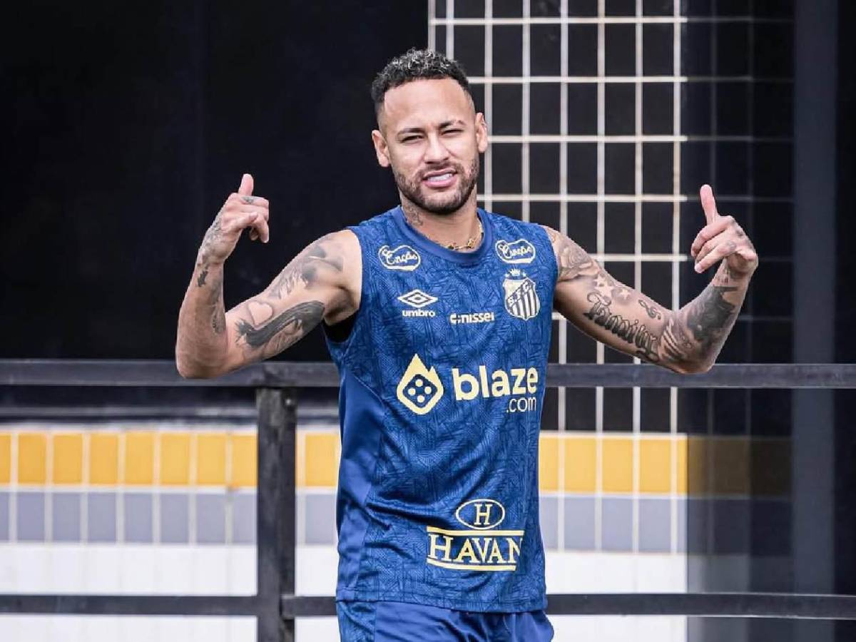 Neymar con un megacontrato en Brasil: lujos y revelan su millonario salario